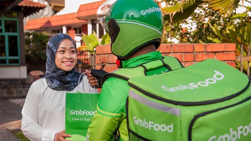 grab-defeat-uber-grabs-food